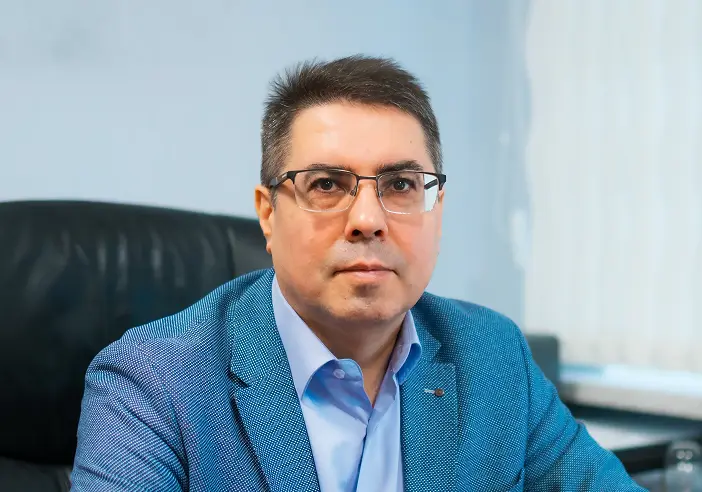 Lozovyi Vladlen Anatoliyovych